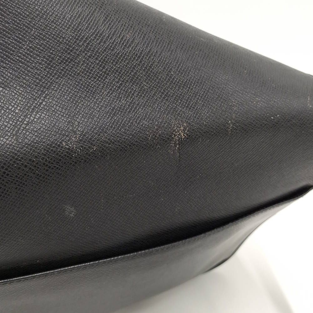Louis Vuitton Andrei Taiga Shoulder Bag — view 6