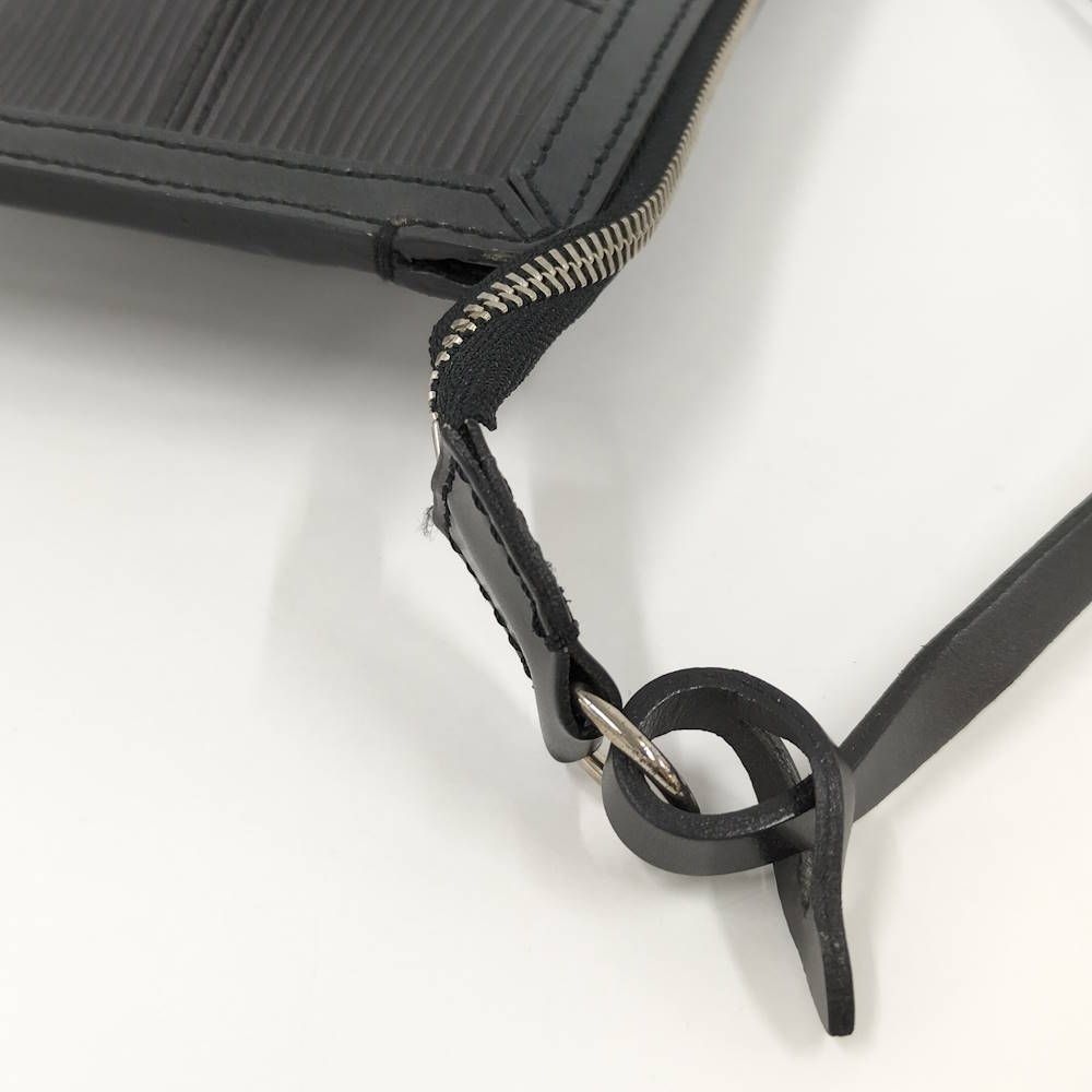 Louis Vuitton Delmonico Pouch Epi Black — view 5