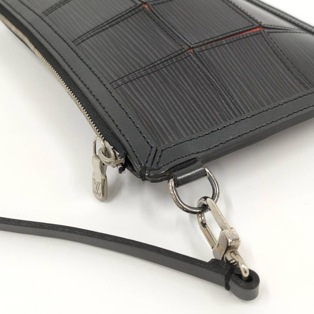 Louis Vuitton Delmonico Pouch Epi Black — view 6