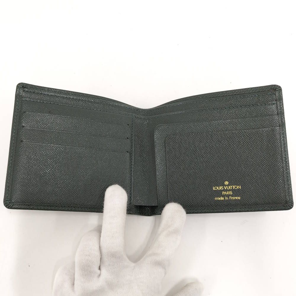 Louis Vuitton Portefeuille Cartes Credit Wallet Taiga Epi Sear — view 2
