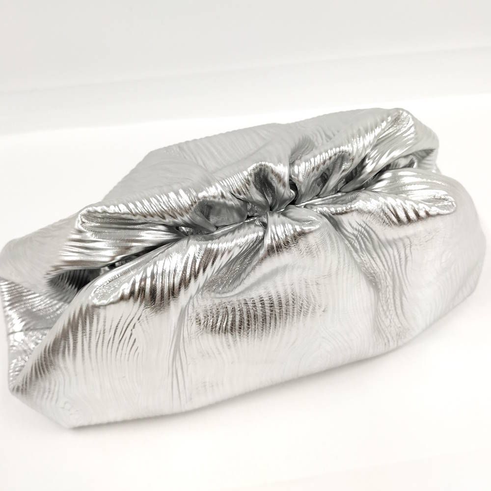 Bottega Veneta the Pouch Leather Silver — view 6