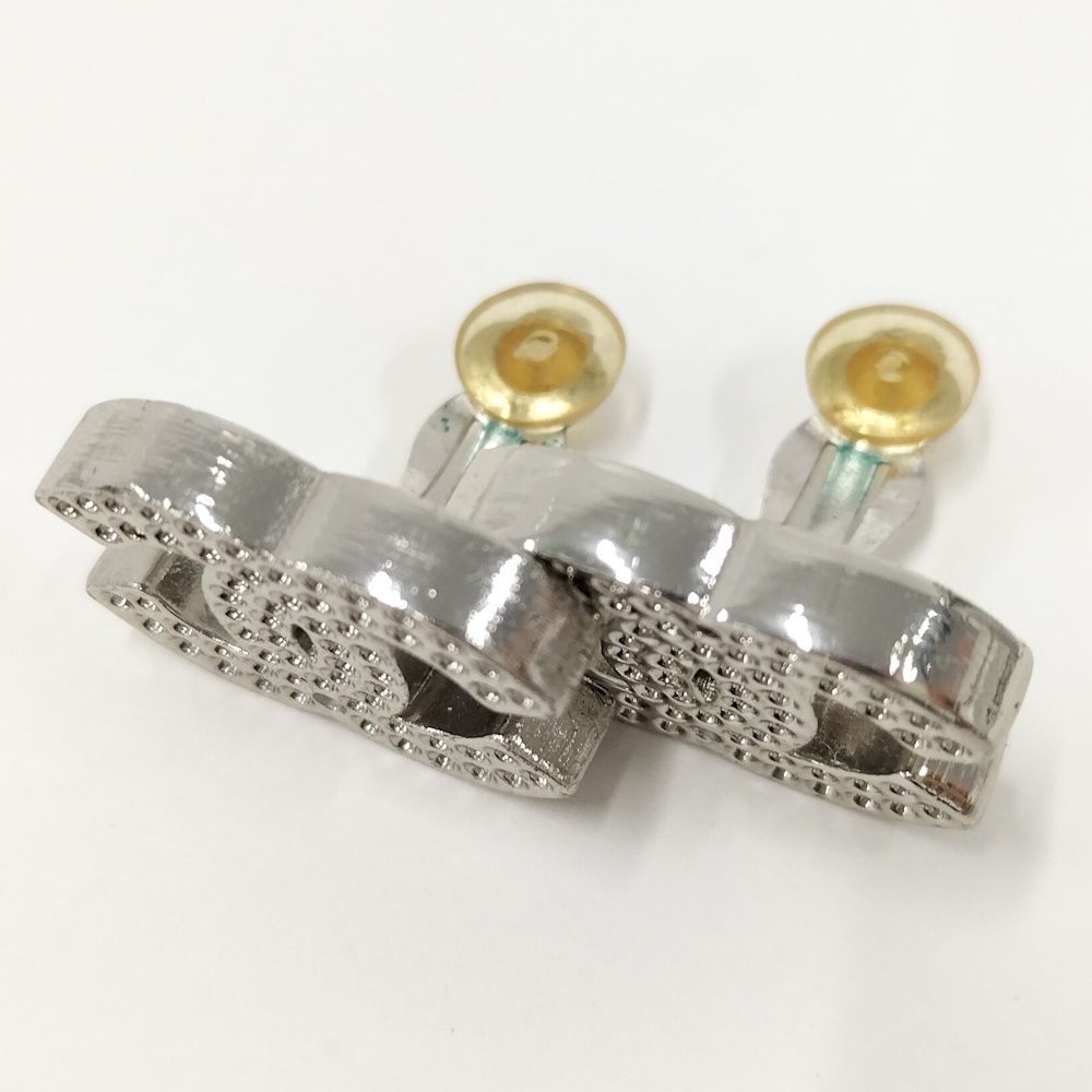 Chanel Earrings CC Logo Perforated Plated Silver — view 6