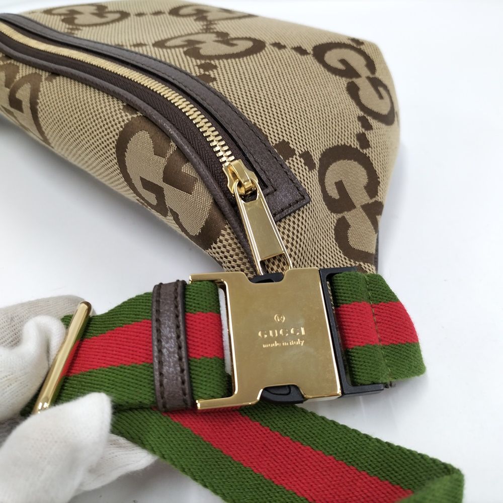 Gucci Belt Bag Jumbo GG Canvas Beige — view 5