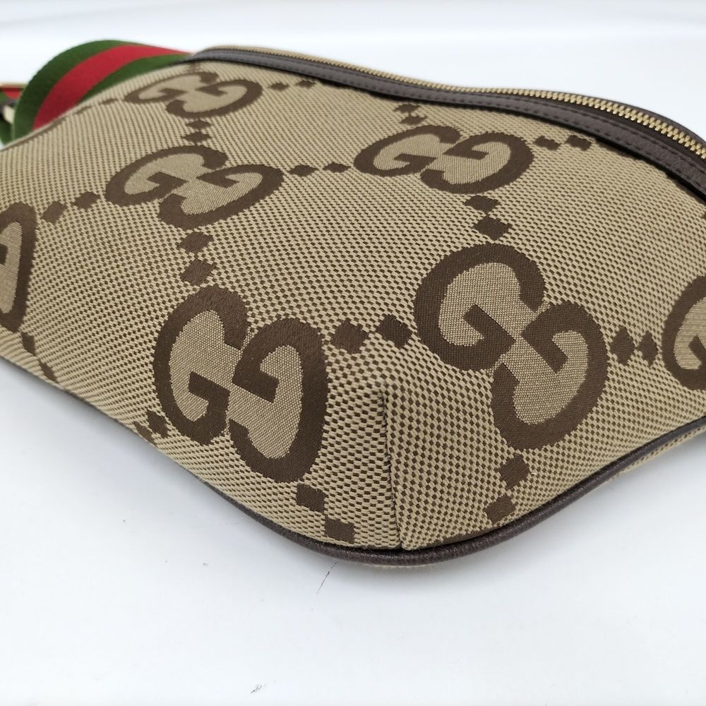 Gucci Belt Bag Jumbo GG Canvas Beige — view 3