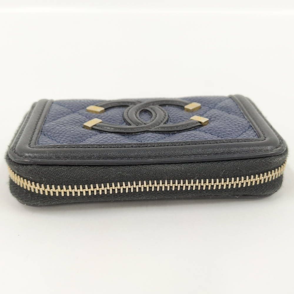 Chanel Coin Purse CC Filigree Quilted Caviar Leather — view 5