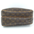 Louis Vuitton Reporter Shoulder Bag Monogram — view 7