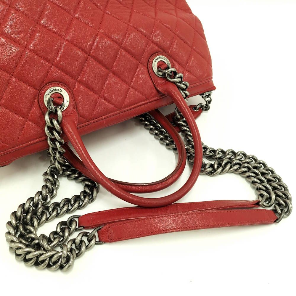 Chanel Quilted 31 2-Way Handbag Cambon Leather Red — view 6