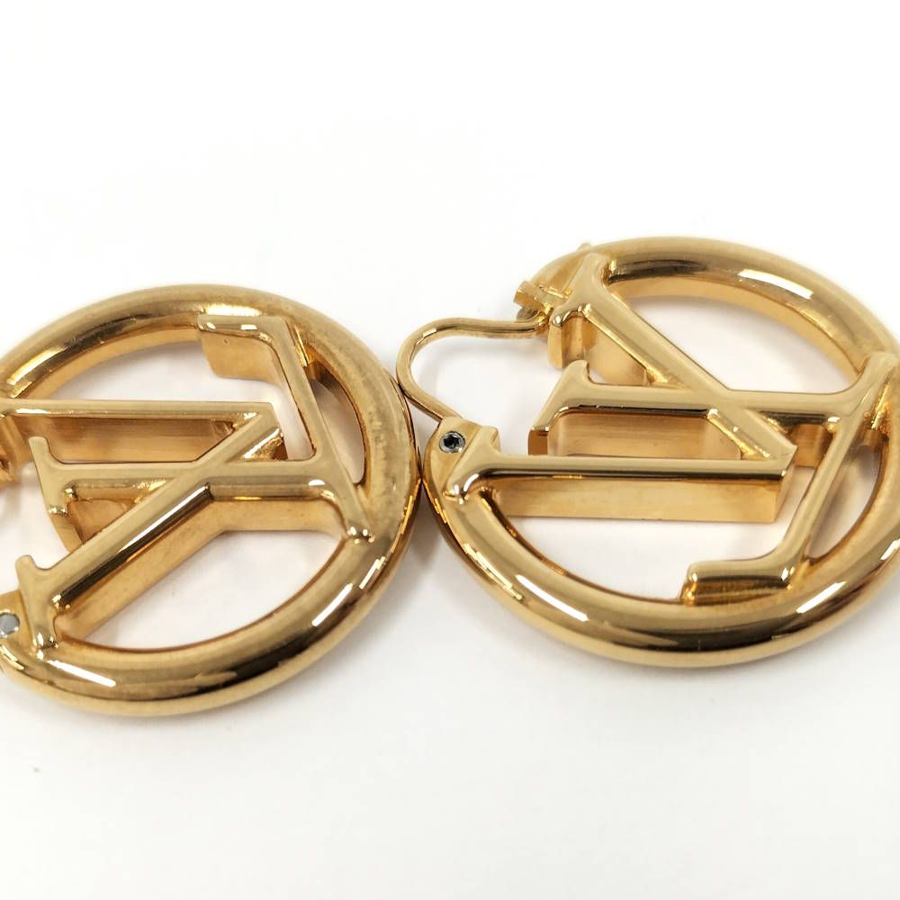 Louis Vuitton LV Circle Earrings Plated Gold — view 8