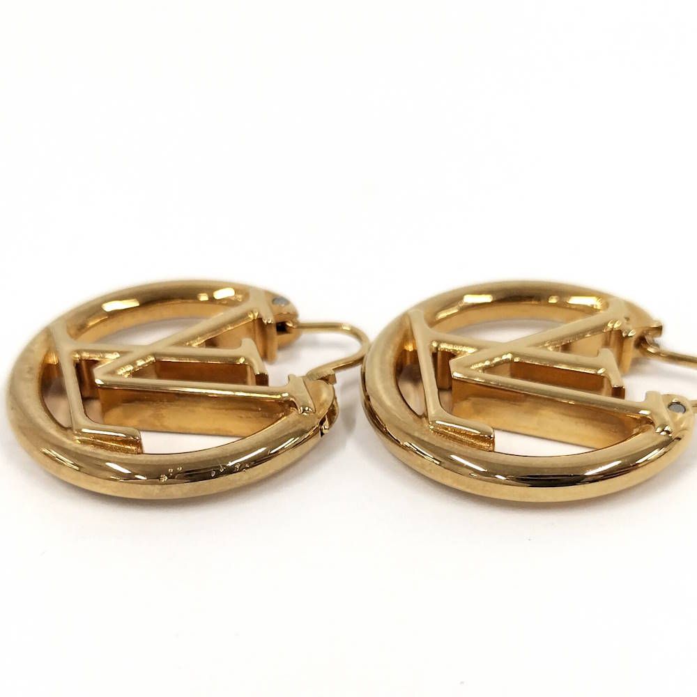 Louis Vuitton LV Circle Earrings Plated Gold — view 3