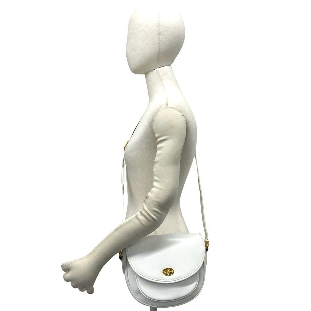 Gucci Vintage GG Logo Leather Shoulder Bag Pochette White — view 2