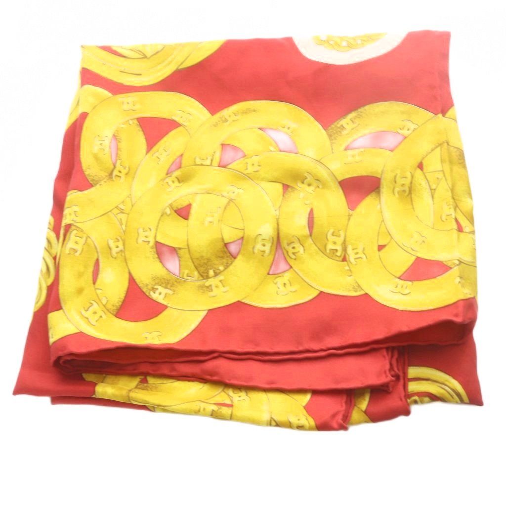 Chanel Scarf Logo CC Chain All Over Print Red — view 3
