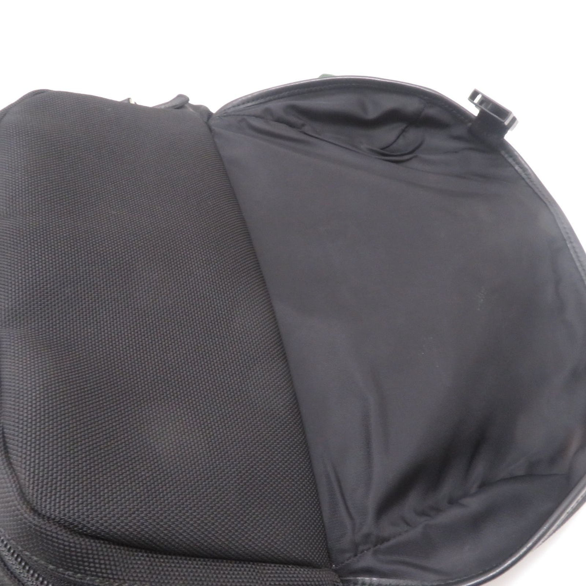 Gucci Sherry Line Shoulder Bag Black Nylon Leather — view 5