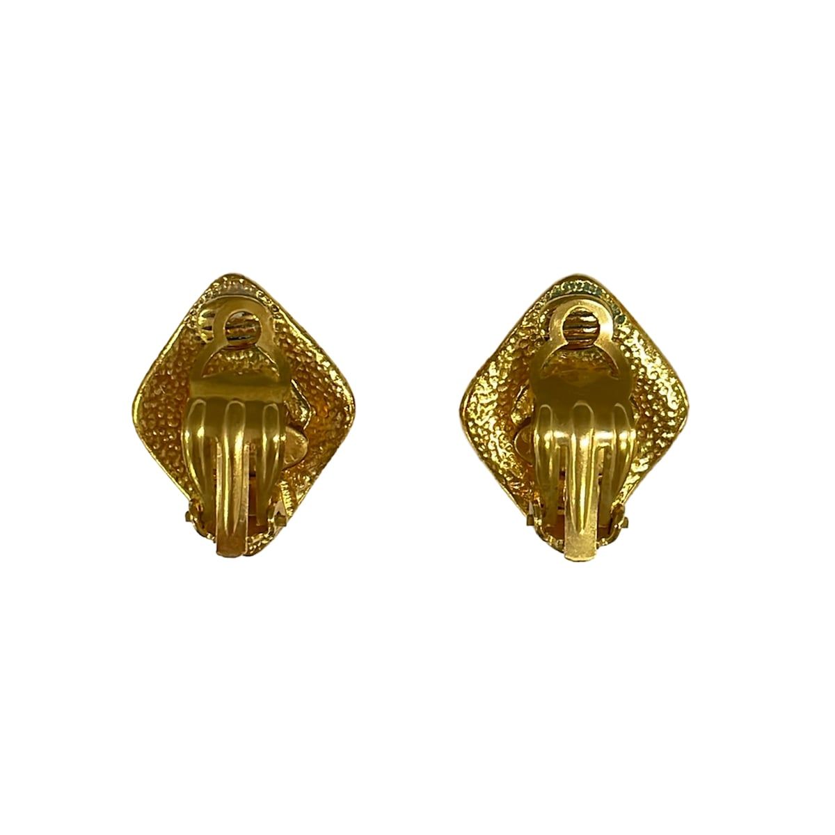 Chanel Earrings CC Logo Gold — view 2