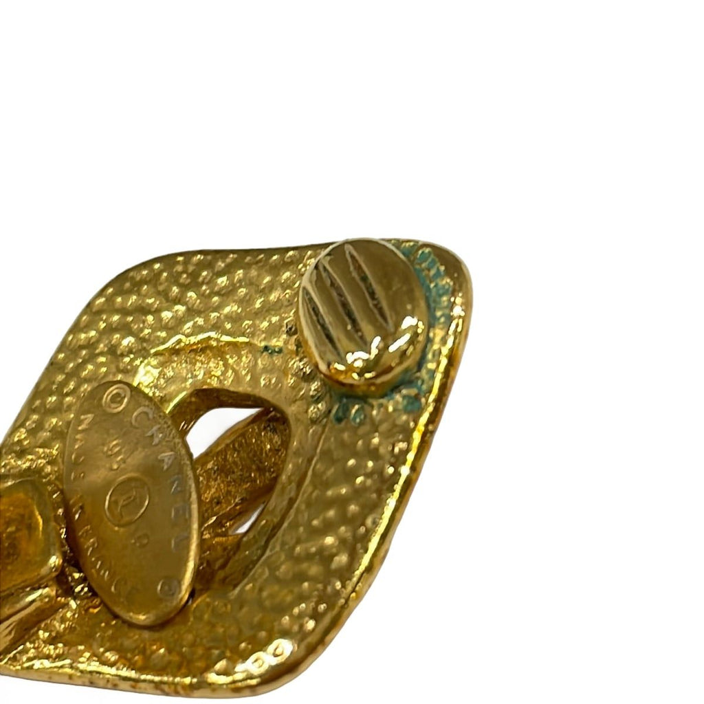Chanel Earrings CC Logo Gold — view 5