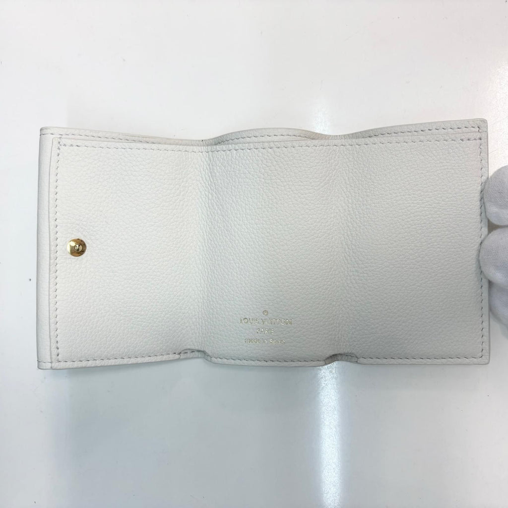 Louis Vuitton Portefeuille Lock Mini Taurillon Leather Blanc Trifold Wallet — view 5