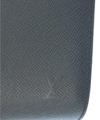 Louis Vuitton Taiga Baikal Clutch — view 5