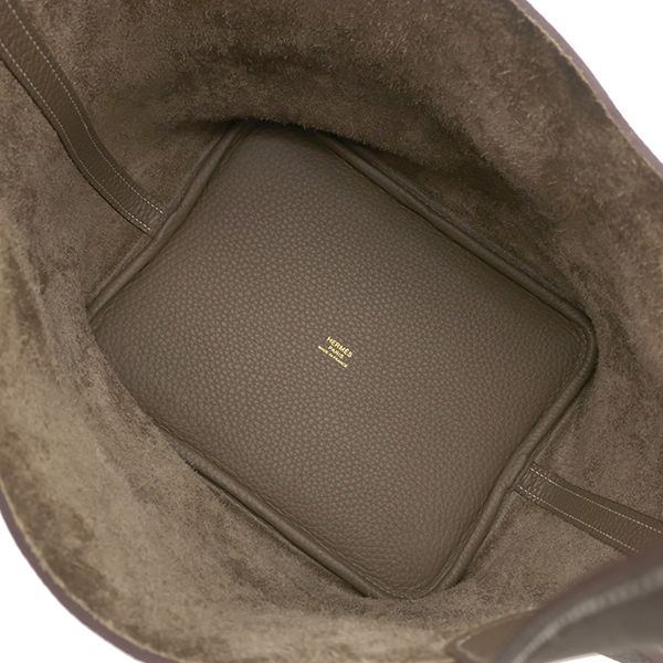Hermes Handbag Picotin Lock MM 22 Taurillon Clemence Etoupe Gold Greige — view 6