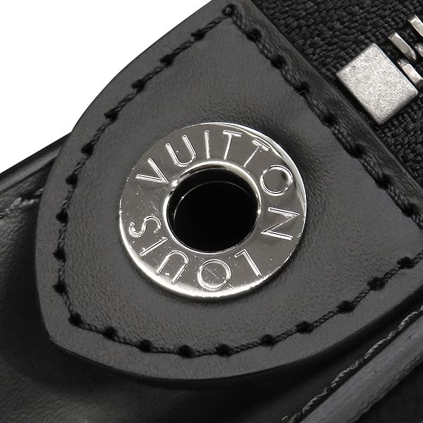 Louis Vuitton Clutch Pochette Voyage MM Monogram Eclipse Silver — view 7