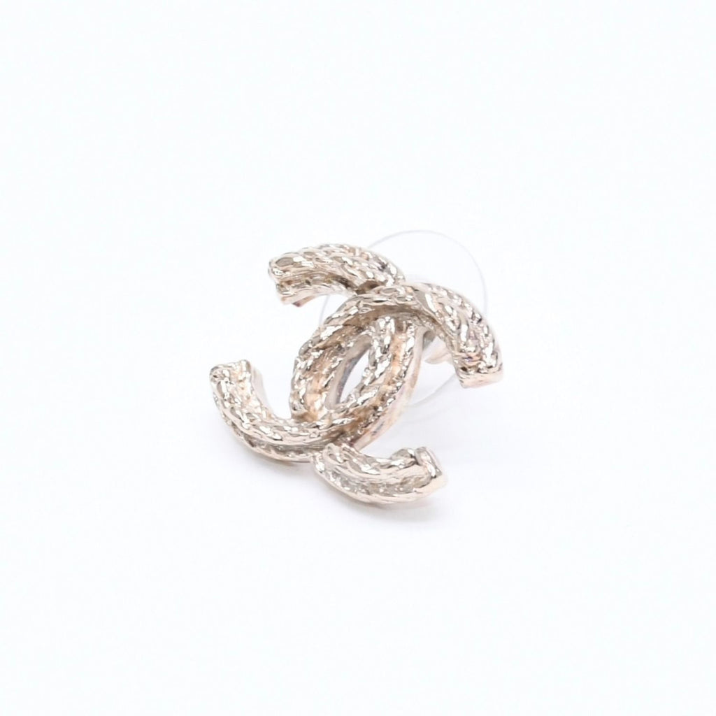 Chanel CC Logo Stud Earrings 11P Stamp Metal Gold — view 2