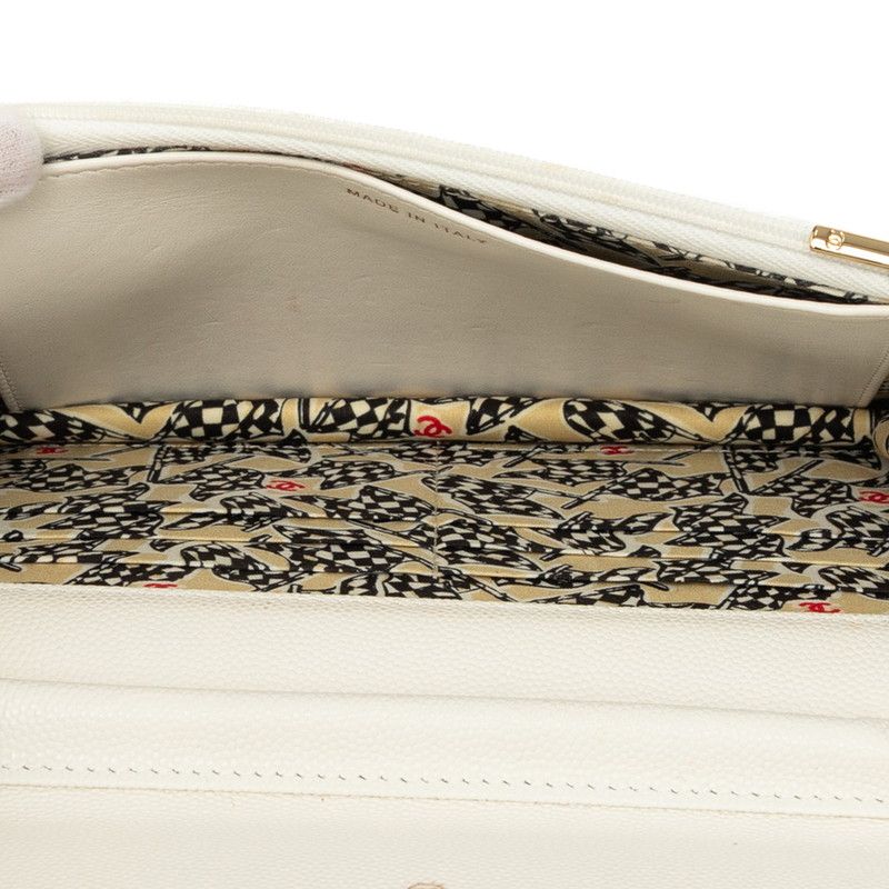 Chanel Quilted CC Logo Crossbody Chain Wallet Shoulder Bag White Caviar Leather — view 4