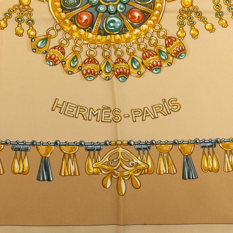 Hermes Carre 90 Desert Parures Des Sables Scarf Beige Silk — view 4