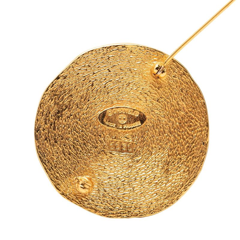 Chanel 31 Rue Cambon Brooch Gold Plated — view 3