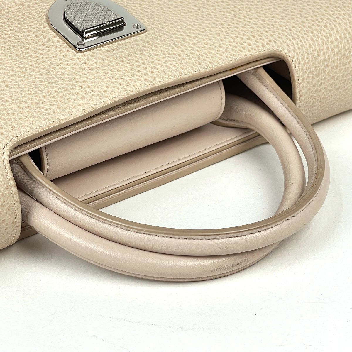 Dior Handbag Ever 2-Way Leather Beige — view 4