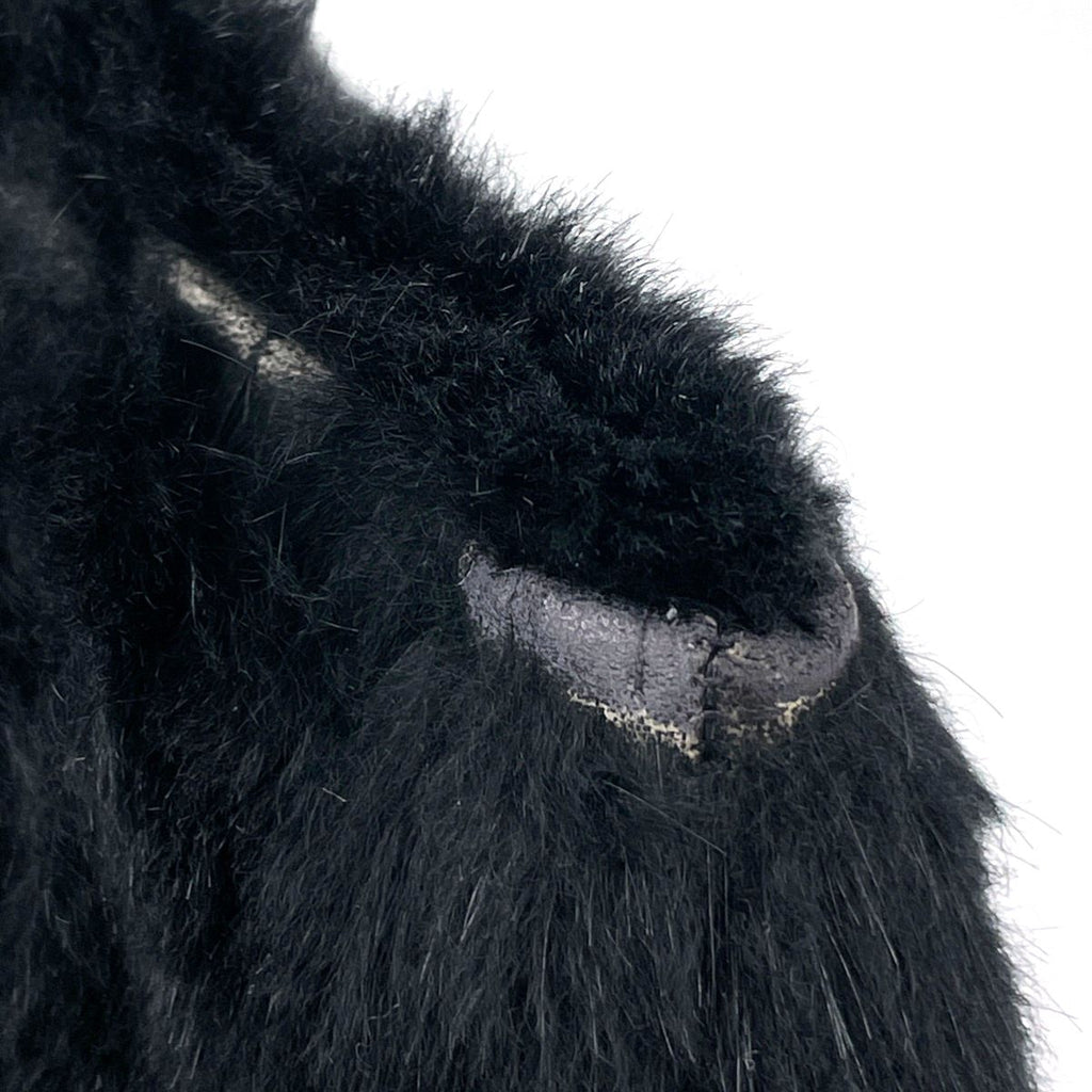 Chanel Shoulder Bag CC Logo Fur Black — view 4