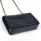 Chanel Shoulder Bag CC Logo Quilted Leather Black — view 2
