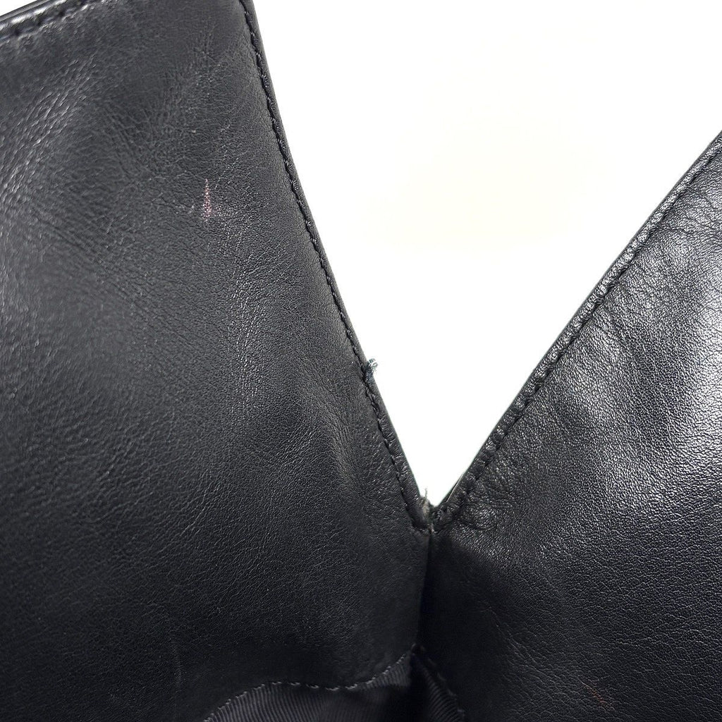 Chanel Tote Bag CC Logo Leather Black — view 7