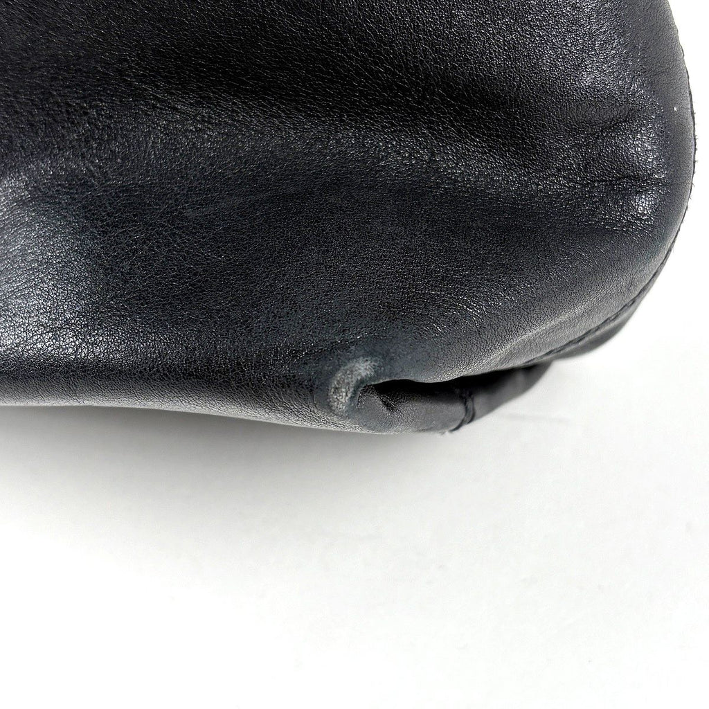 Chanel Tote Bag CC Logo Leather Black — view 3