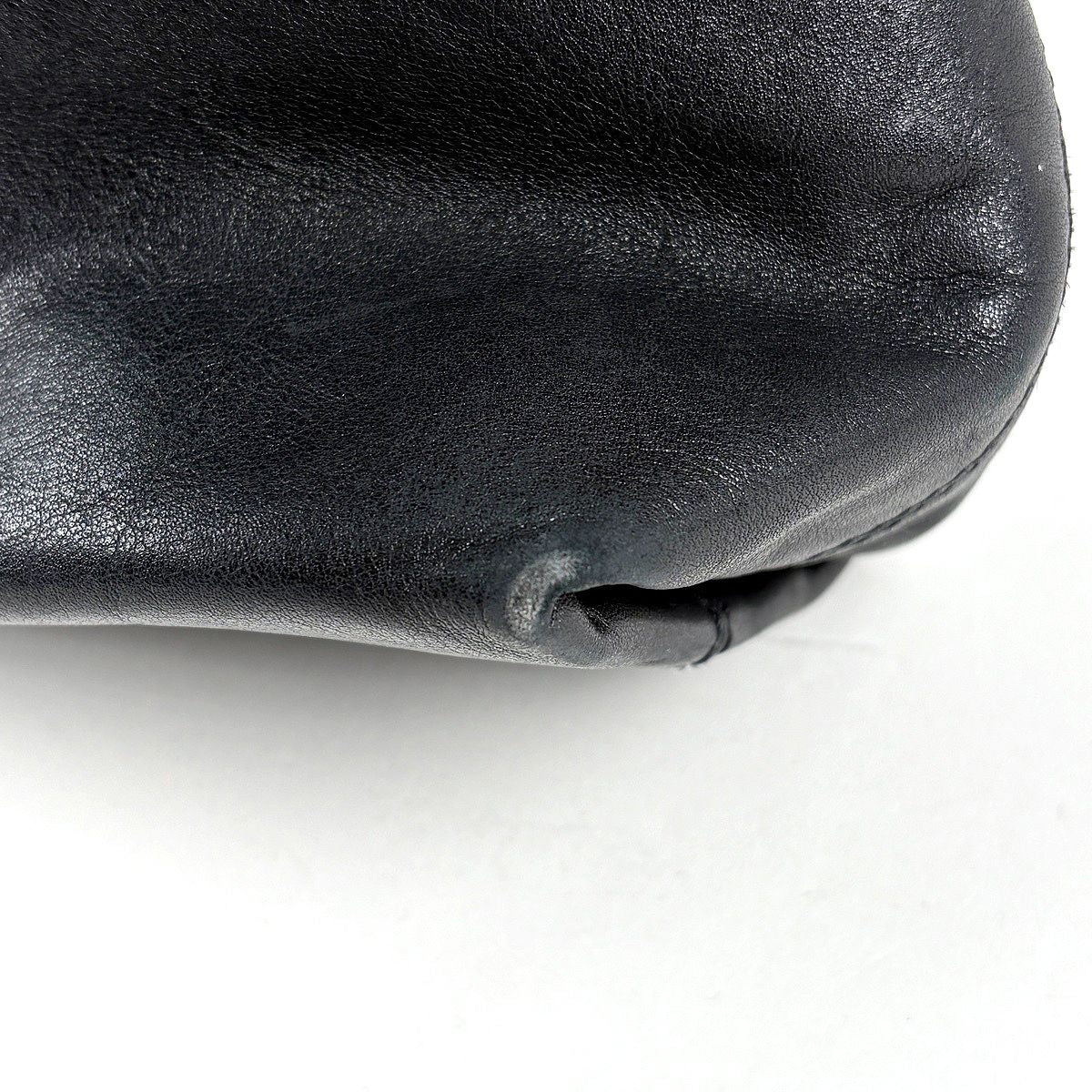 Chanel Tote Bag CC Logo Leather Black — view 3