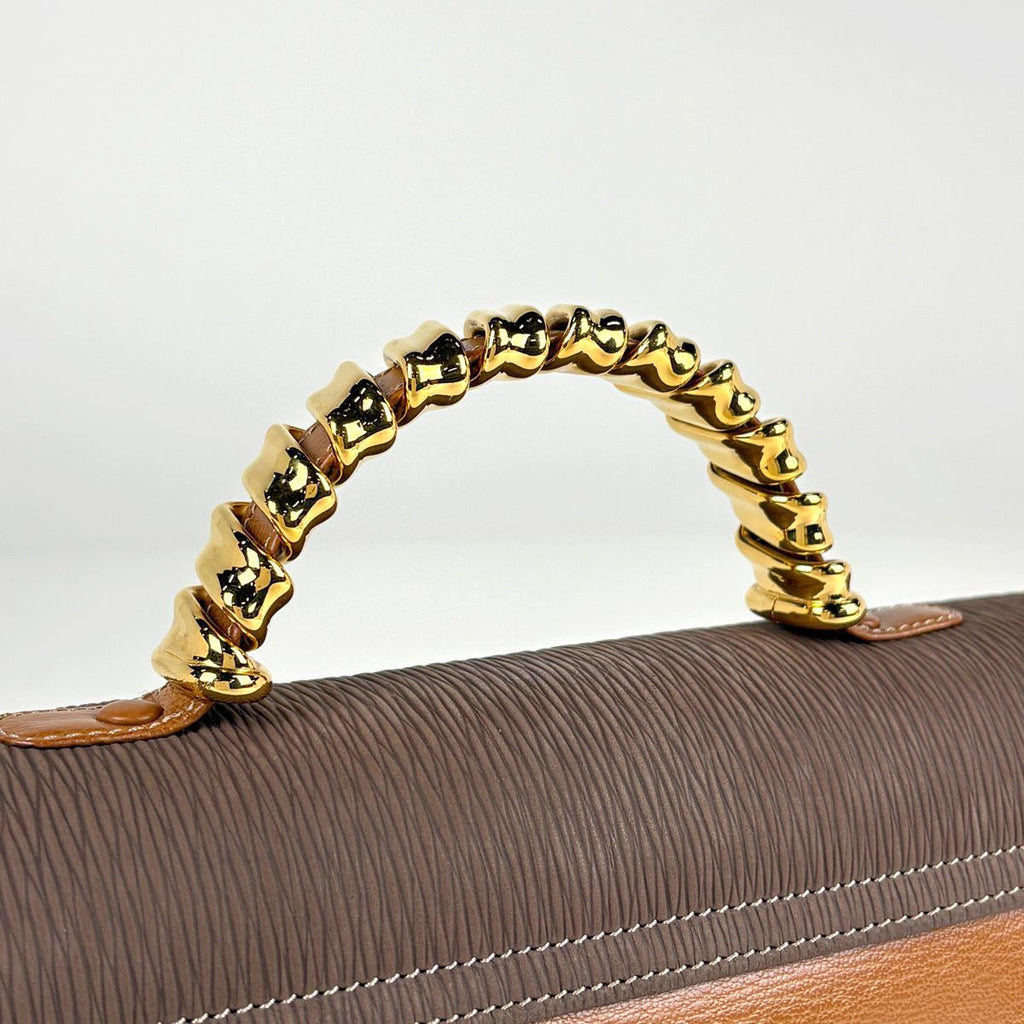 Loewe Handbag Velazquez Leather Brown — view 6