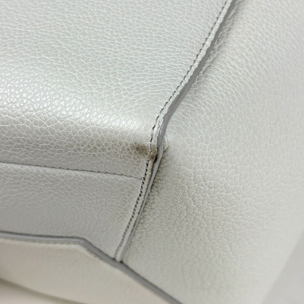 Celine Shoulder Bag Leather White — view 3