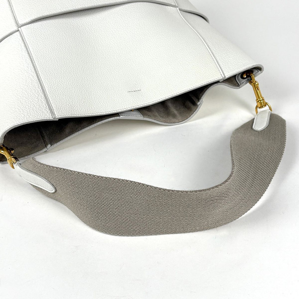 Celine Shoulder Bag Leather White — view 5