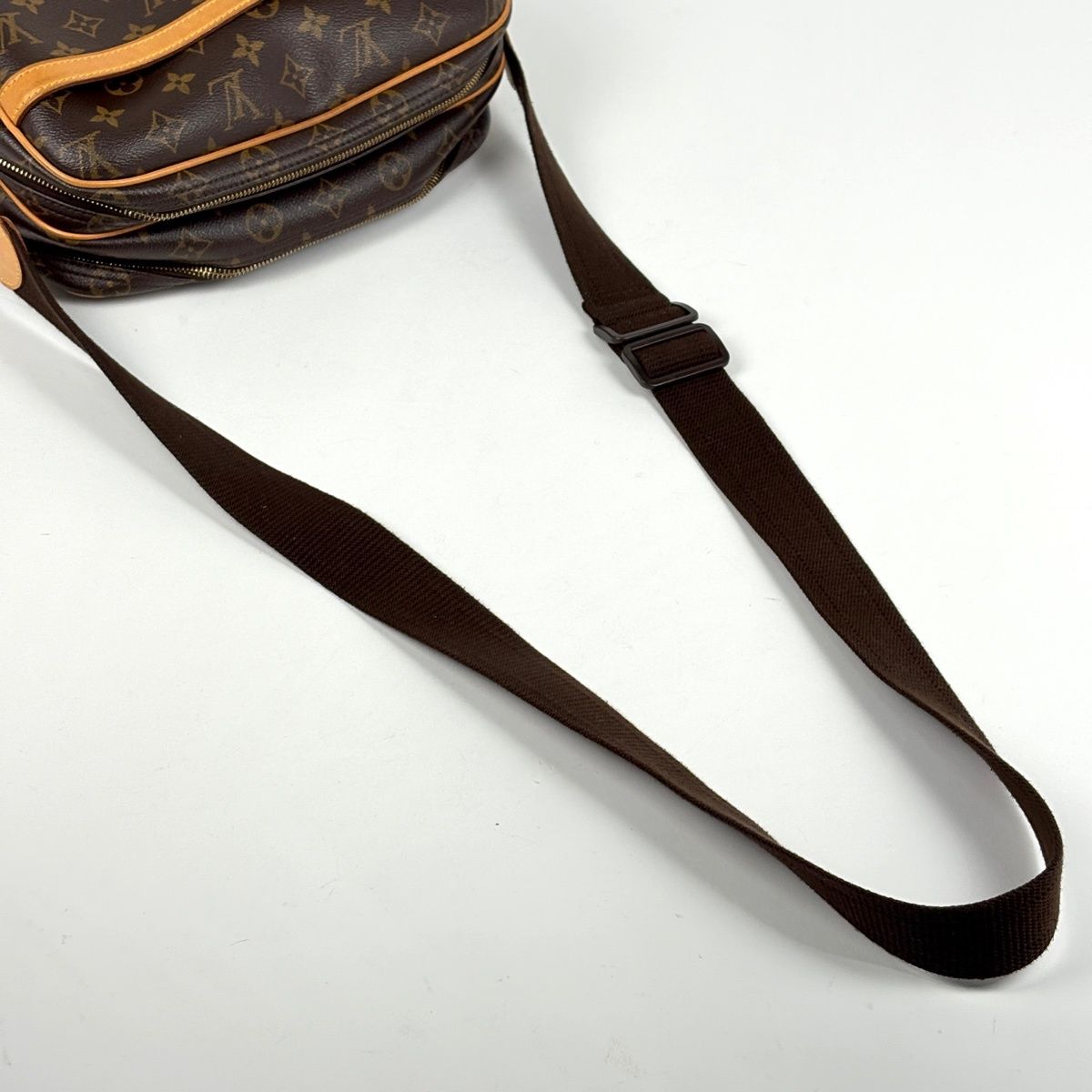 Louis Vuitton Reporter PM Shoulder Bag Monogram Brown — view 6