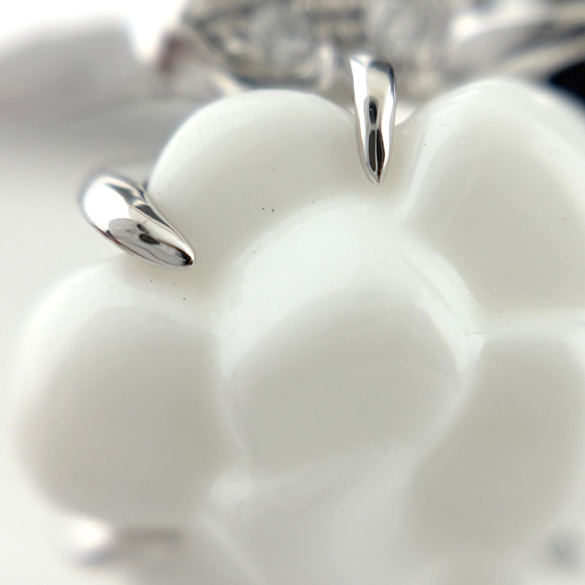 Chanel Camellia Ring Onyx Chalcedony Melee Diamond Flower Motif — view 3