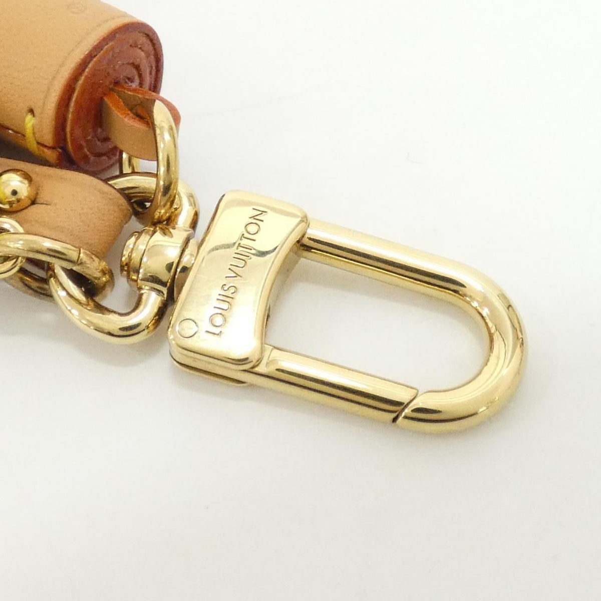 Louis Vuitton LV Letter Ring Stacking Key Holder — view 4