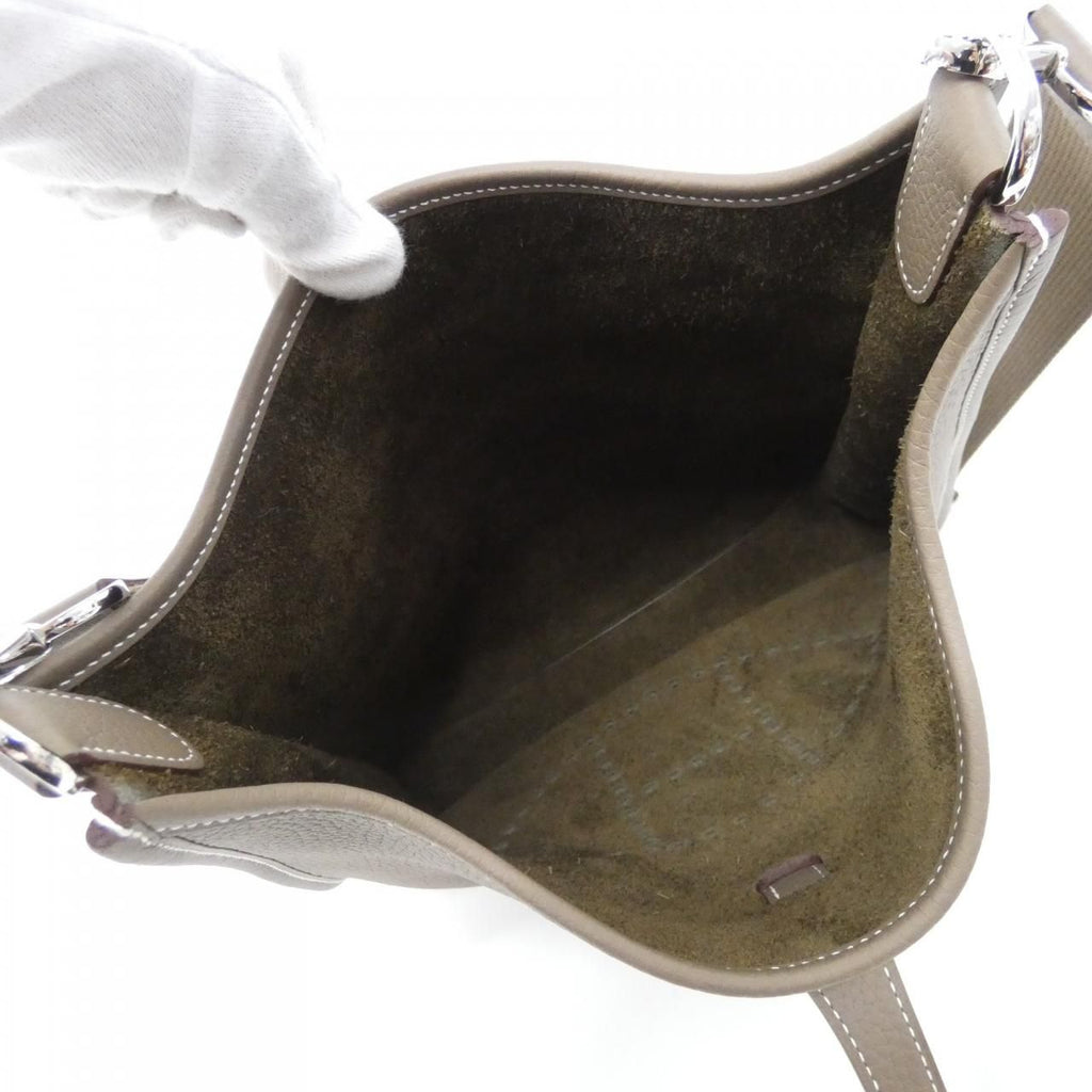 Hermes Evelyne 3 PM Shoulder Bag — view 5