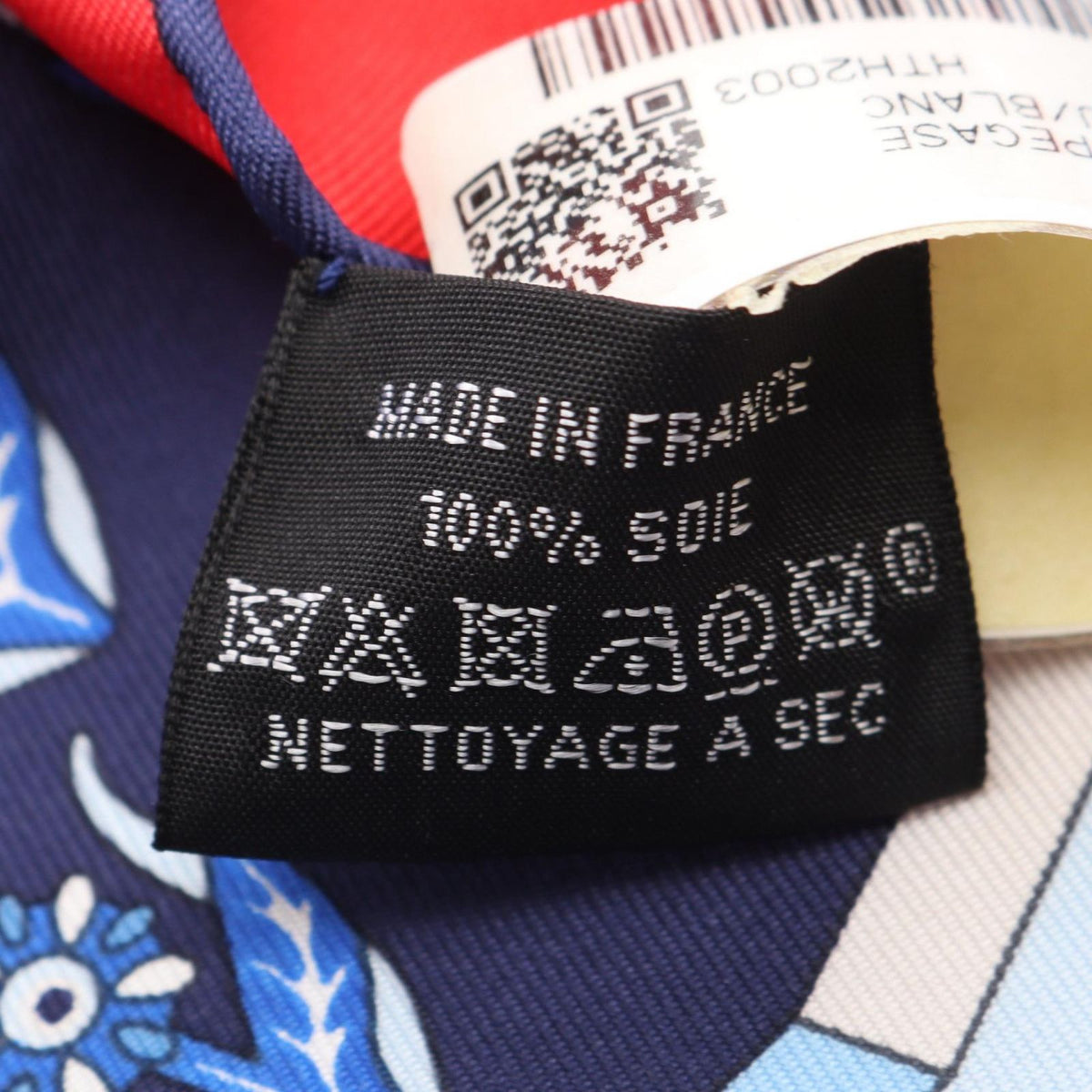 Hermes Scarf Carre 90 la Source de Pegase Silk 90 Water of Pegasus — view 3