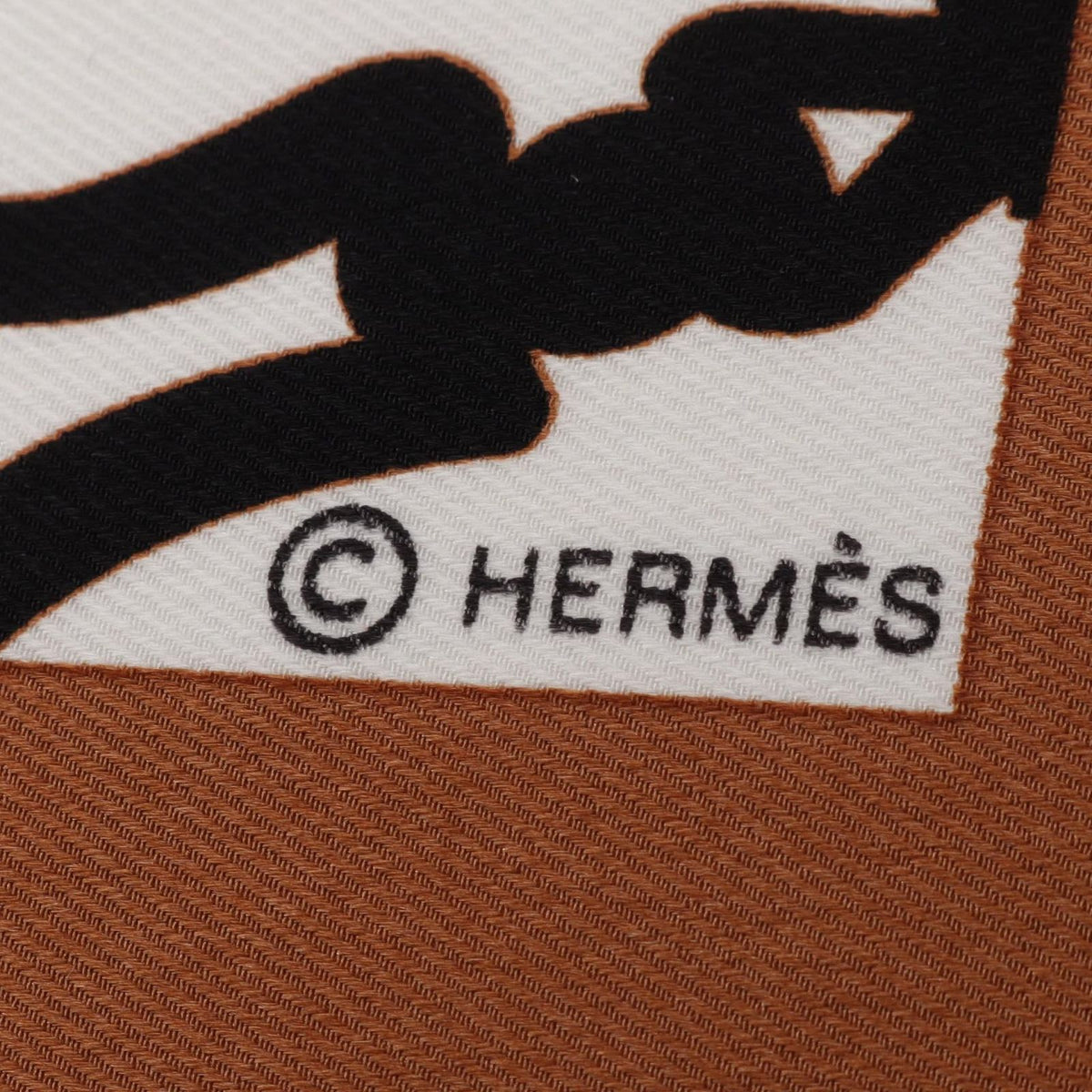 Hermes Scarf Carre 70 en Desordre Beige Silk — view 2