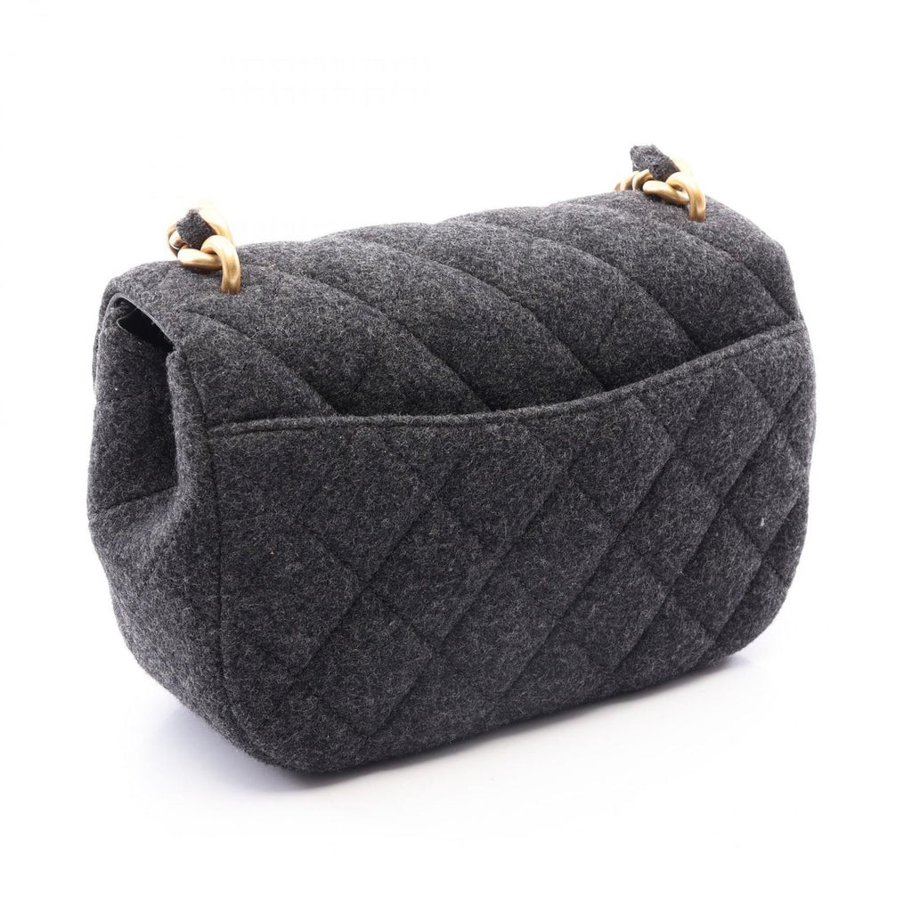 Chanel Shoulder Bag Quilted Gray Round Flap Chain — view 2