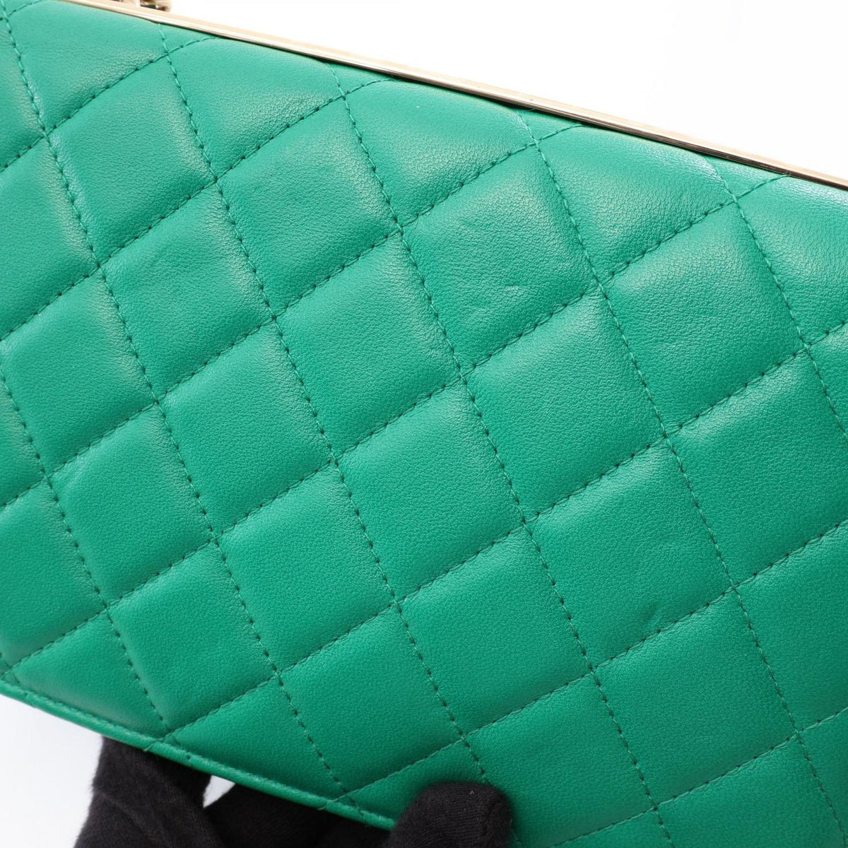 Chanel Shoulder Bag Trendy CC Quilted Green Lambskin Chain Wallet — view 8