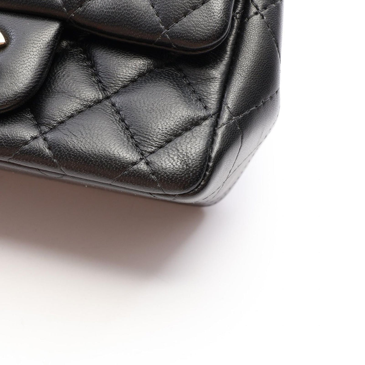Chanel Shoulder Bag Mini Quilted Black Lambskin Chain — view 7