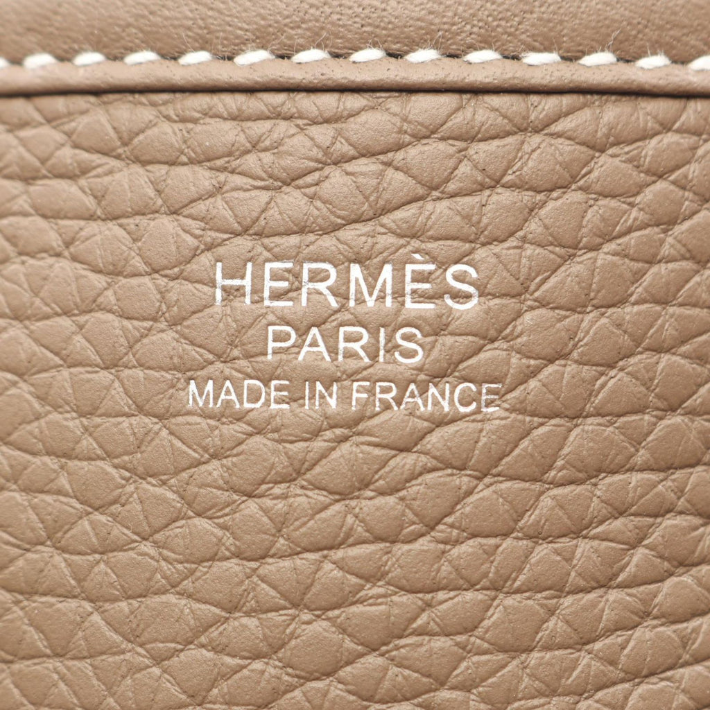Hermes Shoulder Bag Evelyne 3 Trois PM Etoupe Leather — view 4