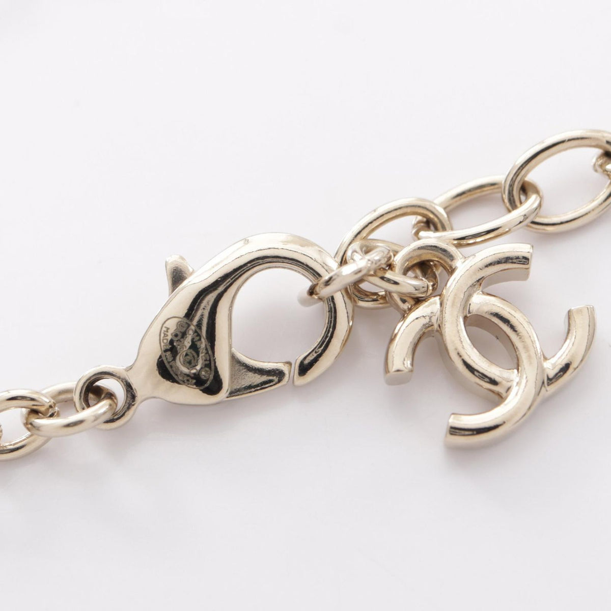 Chanel Necklace CC Logo Lemon — view 4