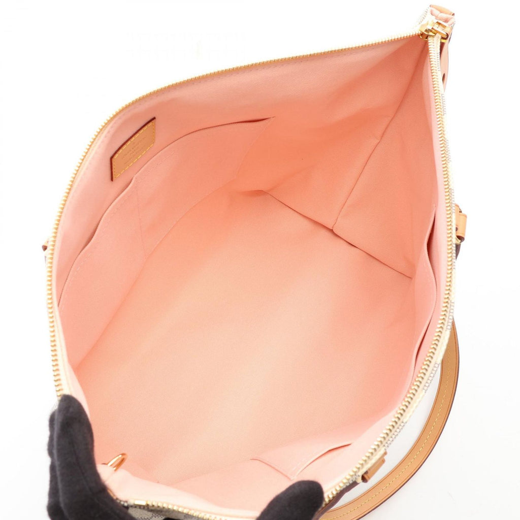 Louis Vuitton Tote Bag Iena MM Leather — view 3