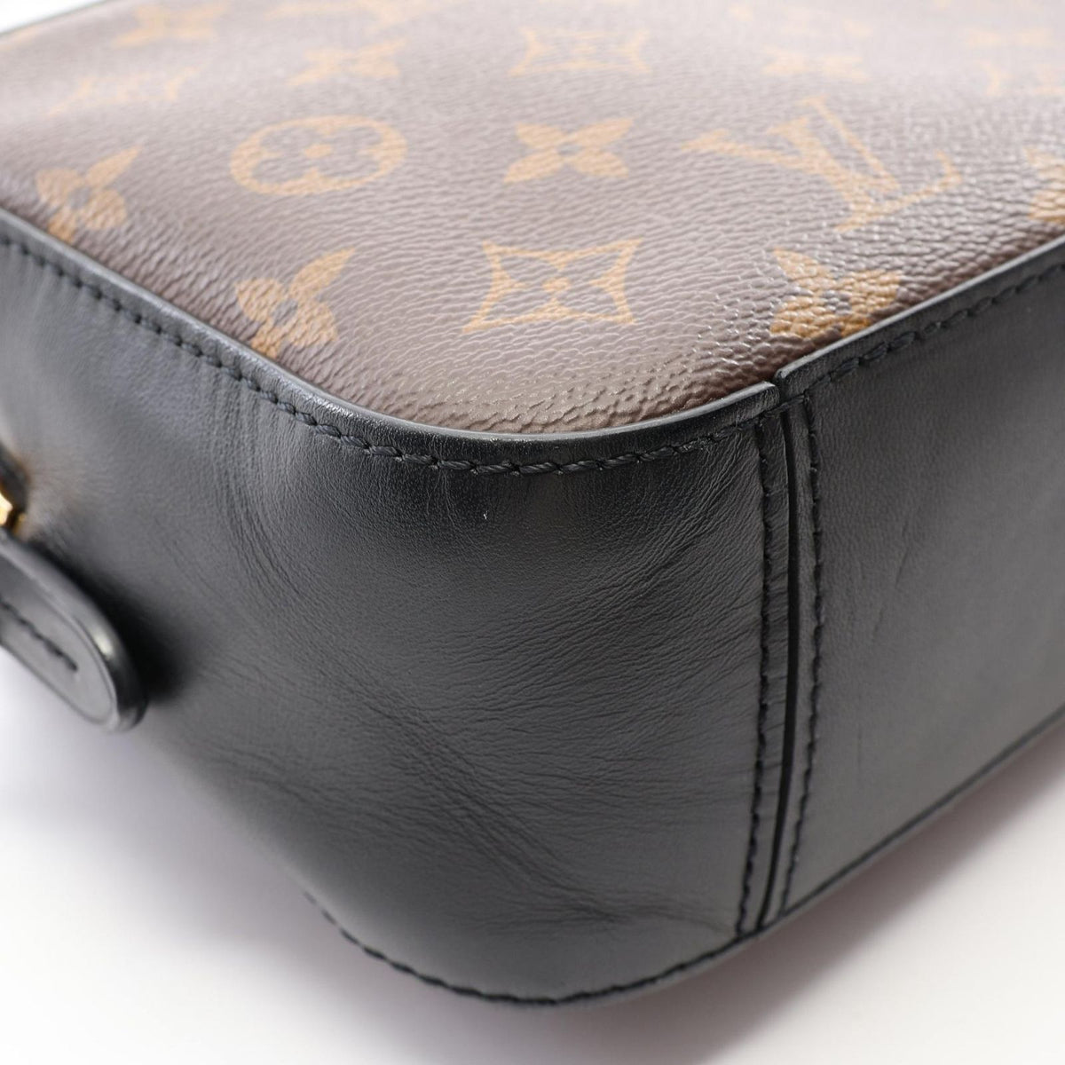 Louis Vuitton Shoulder Bag Saintonge 2-Way Noir Leather — view 7