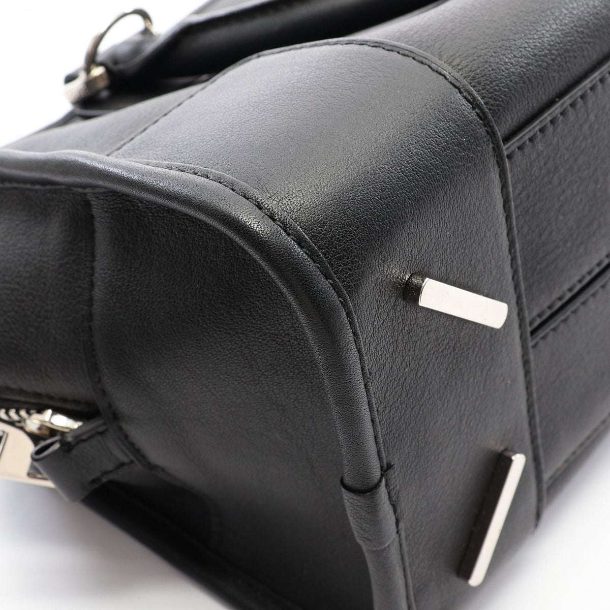 Loewe Handbag Amazona 28.30 Black Leather 28 — view 6