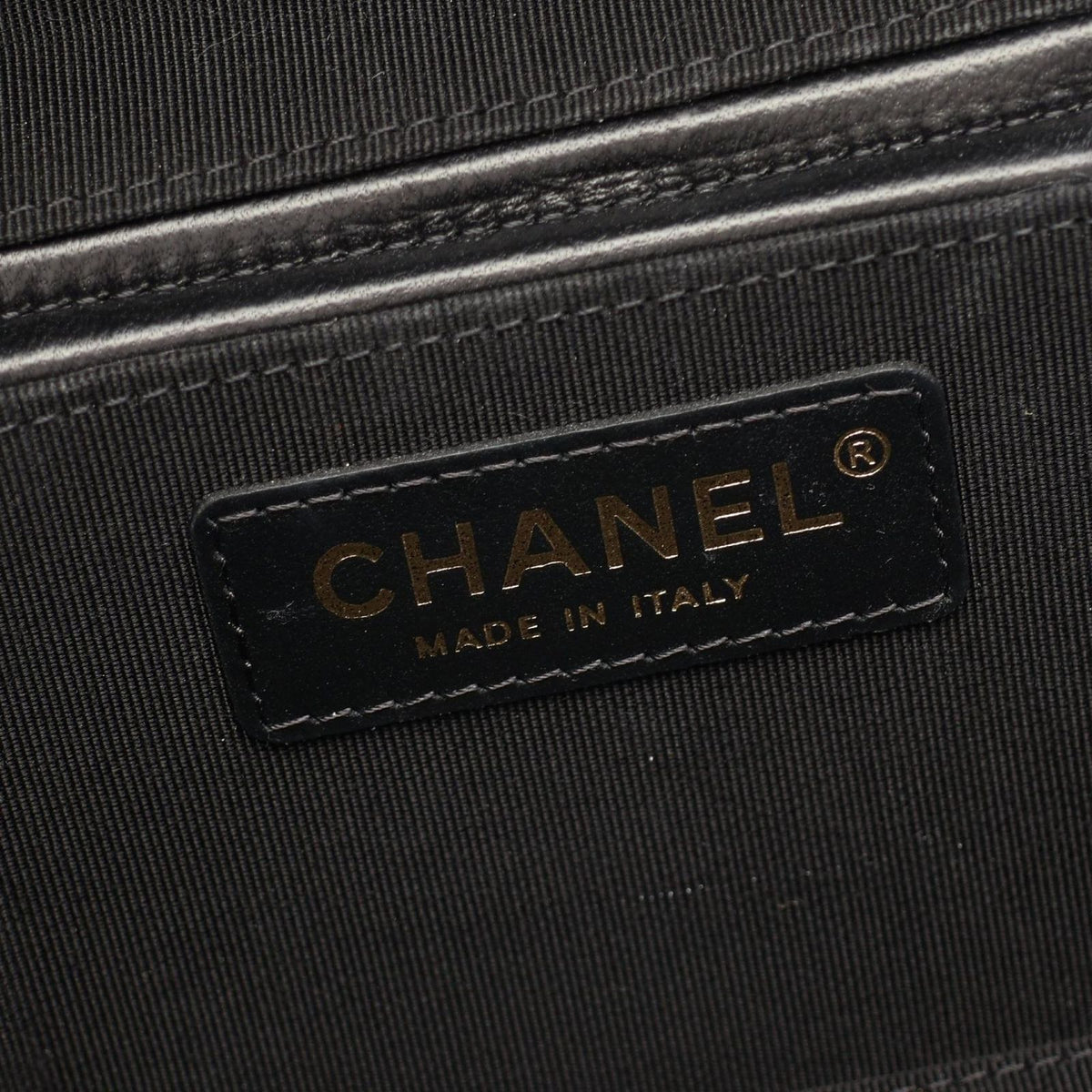 Chanel Shoulder Bag CC Logo Vanity 2-Way Black Lambskin Quilted Small Chain — view 4